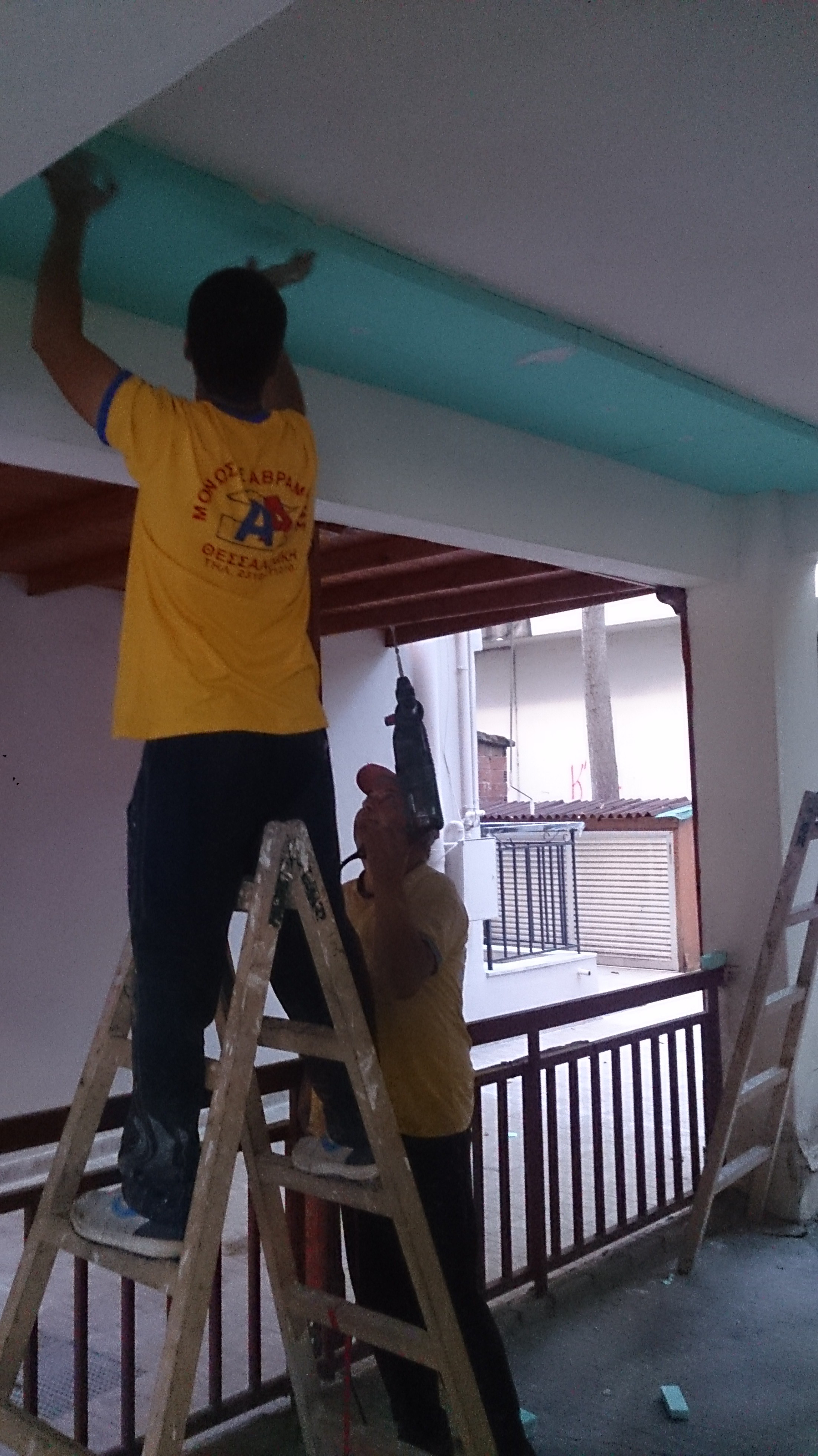 Θερμομόνωση πυλωτής 